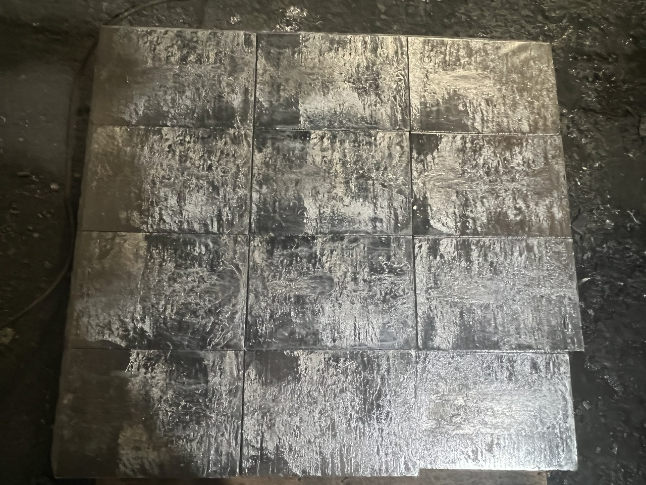 công ty đúc gạch chì